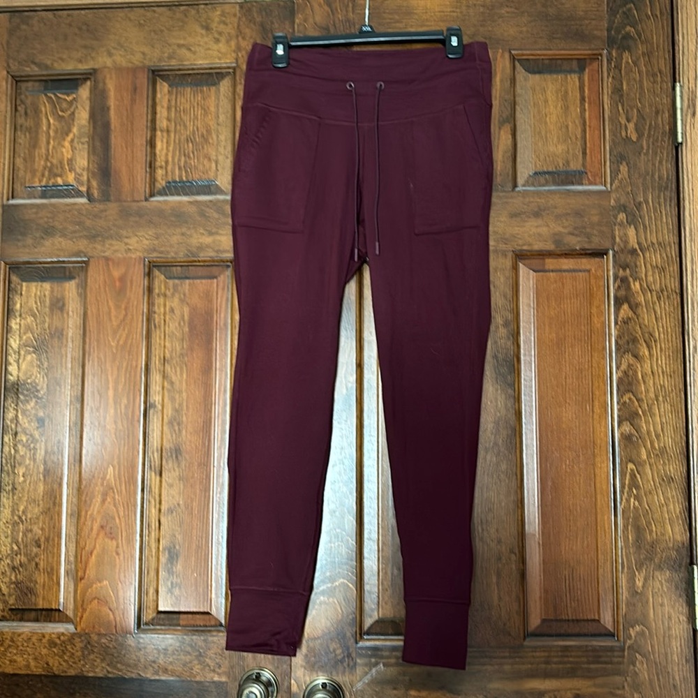 Old navy activewear pants